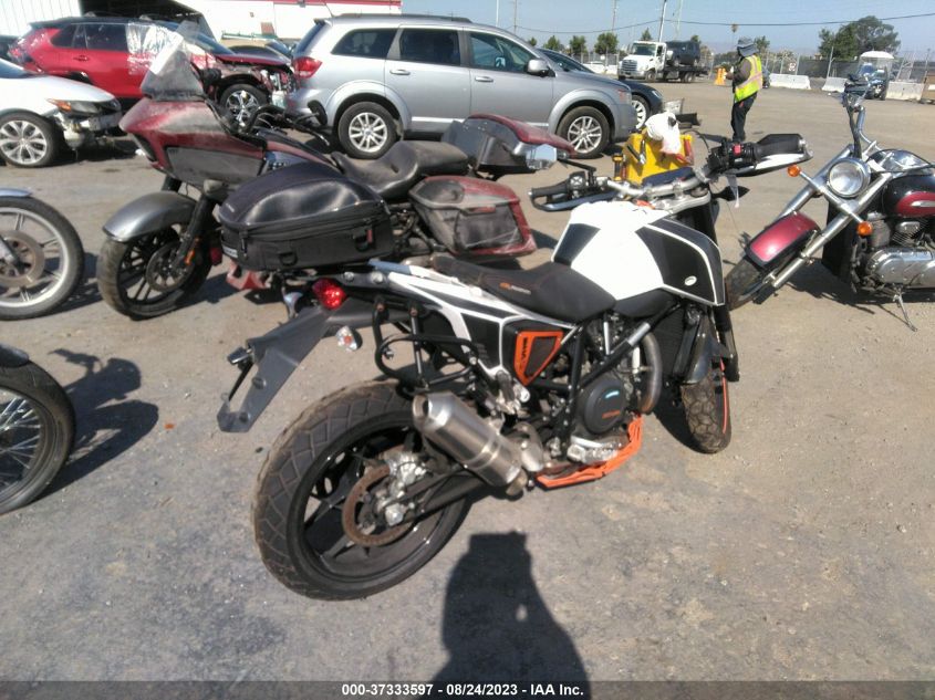 2018 KTM 690 DUKE VBKLDV40XJM714378