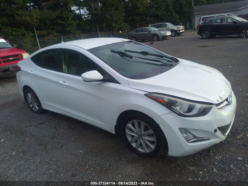 2015 HYUNDAI ELANTRA SE - 5NPDH4AEXFH560180