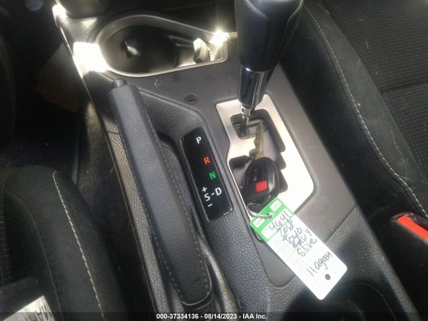 2018 TOYOTA RAV4 XLE/ADVENTURE - 2T3WFREV2JW476183
