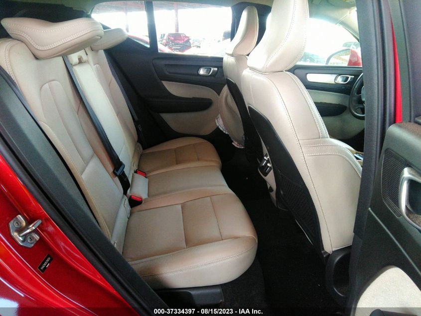 2019 VOLVO XC40 MOMENTUM YV4AC2HK5K2046134