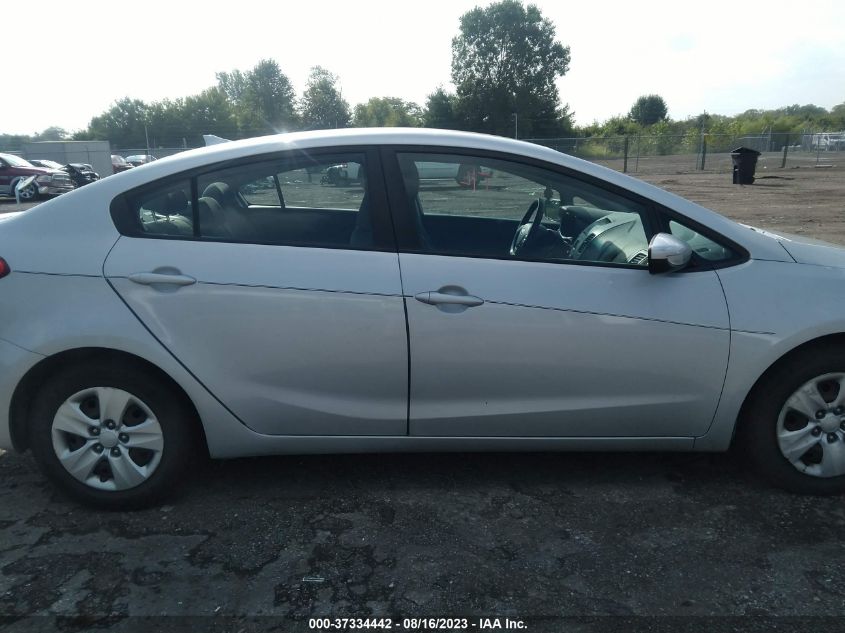 2016 KIA FORTE LX - KNAFK4A62G5552897
