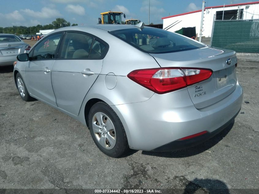 2016 KIA FORTE LX - KNAFK4A62G5552897