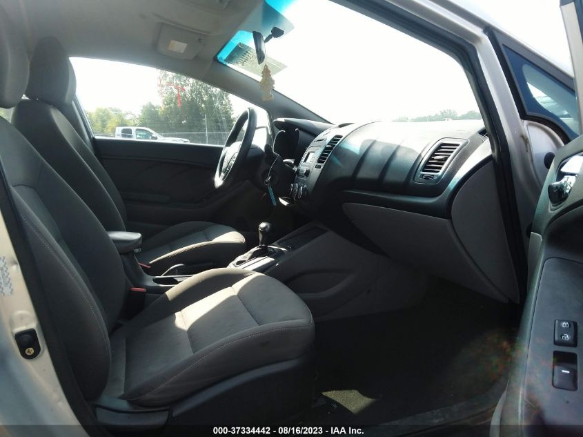 2016 KIA FORTE LX - KNAFK4A62G5552897