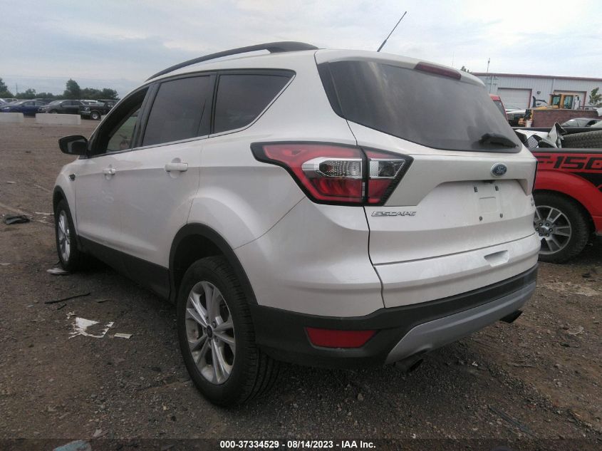 2017 FORD ESCAPE SE - 1FMCU9GD8HUB78365