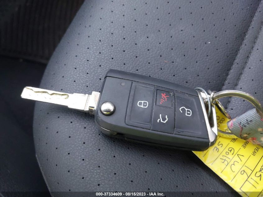 2016 VOLKSWAGEN GOLF S/SE/SEL - 3VW217AU6GM012898