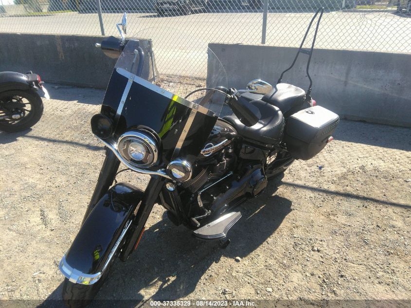 2020 HARLEY-DAVIDSON FLHCS 1HD1YBK14LB051135