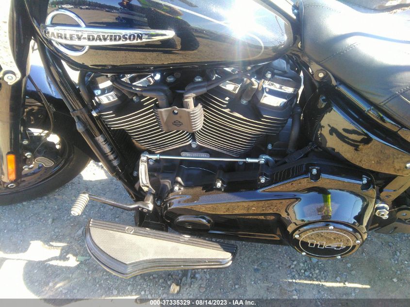 2020 HARLEY-DAVIDSON FLHCS 1HD1YBK14LB051135