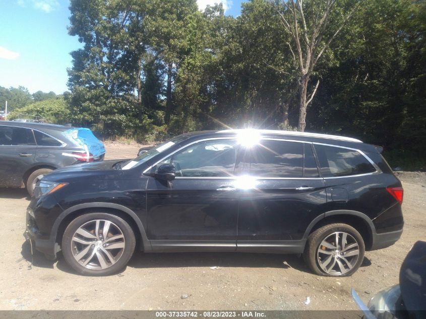 2017 HONDA PILOT TOURING - 5FNYF6H9XHB086650