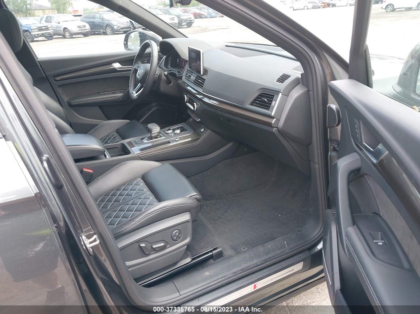VIN WA1C4AFY0L2085624 2020 AUDI SQ5 PRESTIGE