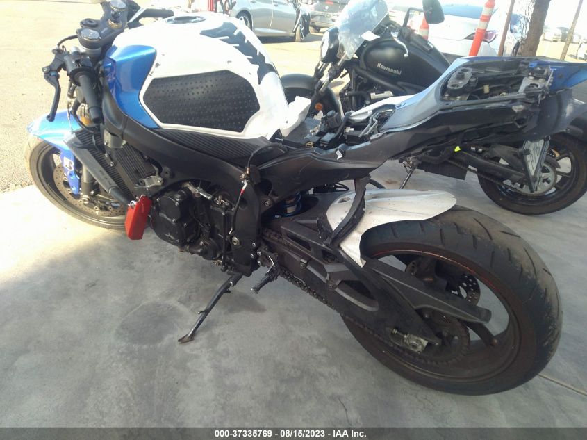 2015 SUZUKI GSX-R750 - JS1GR7MA4F2101792