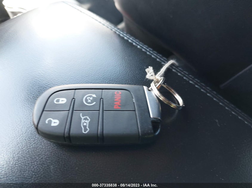 VIN 1C4RJFAG7HC863813 2017 JEEP GRAND CHEROKEE ALTITUDE