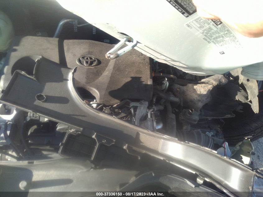 VIN 2T3W1RFV8LW059201 2020 TOYOTA RAV4 XLE