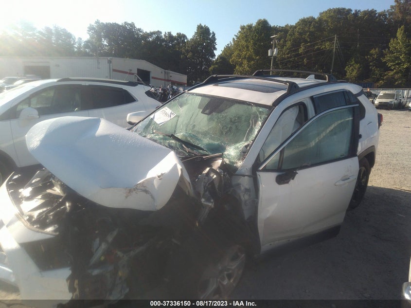 VIN 2T3W1RFV8LW059201 2020 TOYOTA RAV4 XLE