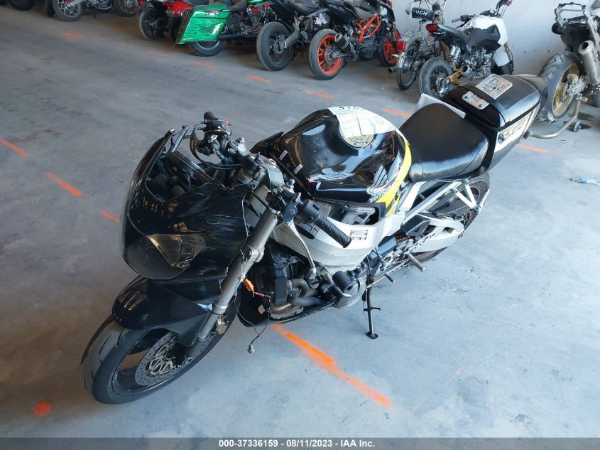 2001 HONDA CBR900 RR JH2SC441X1M100196
