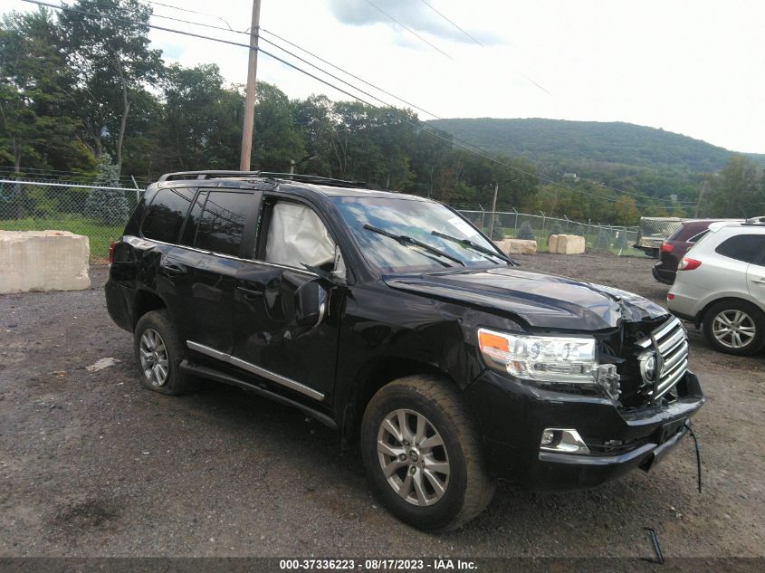 2017 TOYOTA LAND CRUISER - JTMCY7AJ7H4050193