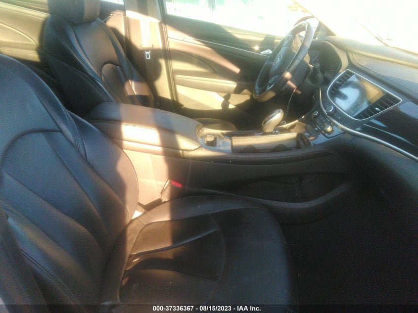 VIN 1G4ZP5SS6KU107625 2019 BUICK LACROSSE ESSENCE