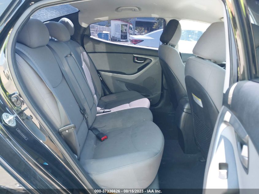 2015 HYUNDAI ELANTRA SE - 5NPDH4AEXFH607661