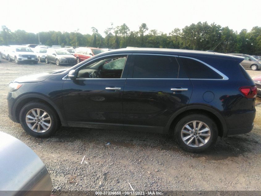 2019 KIA SORENTO LX V6 - 5XYPG4A57KG495371