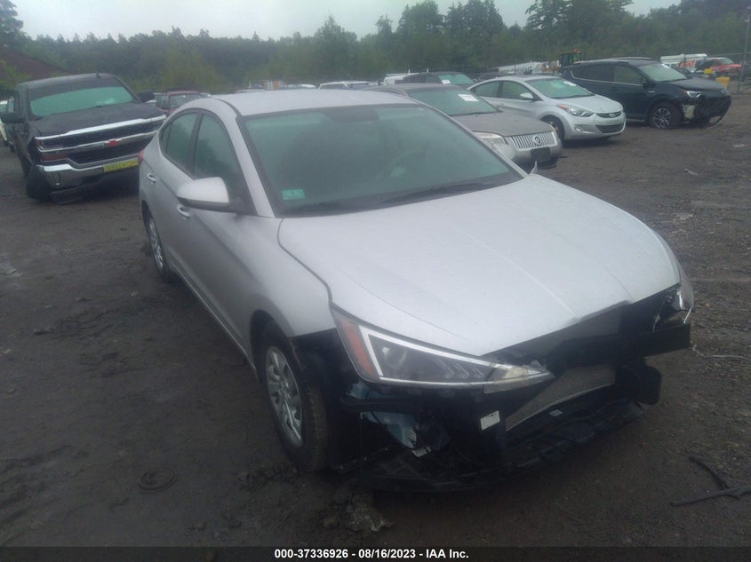 HYUNDAI ELANTRA SE 2019