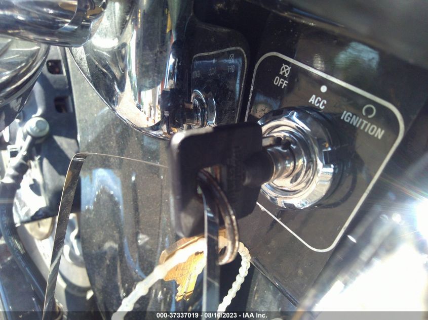 2005 HARLEY-DAVIDSON FXDCI - 1HD1GVW175K320262