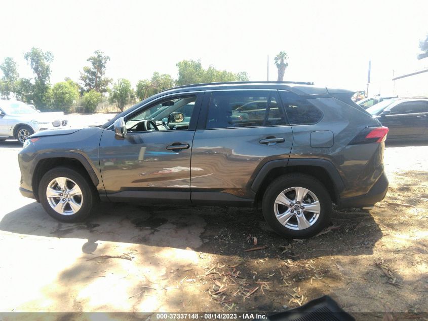 2021 TOYOTA RAV4 XLE - 2T3W1RFV1MC097291