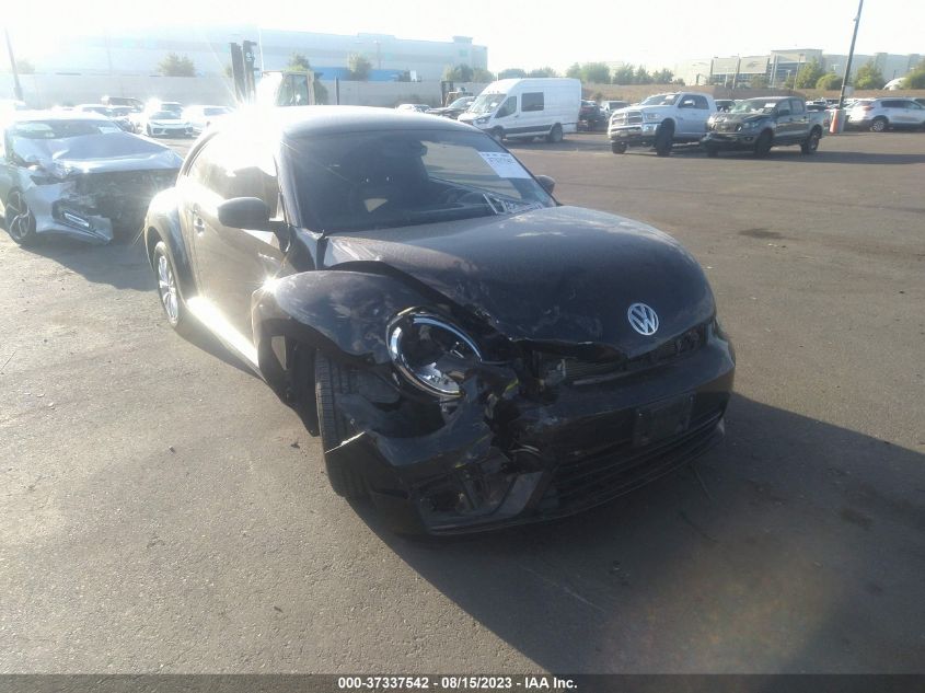 3VWF17AT9HM613121 VOLKSWAGEN BEETLE 1.8T FLEET/1.8T S 2017