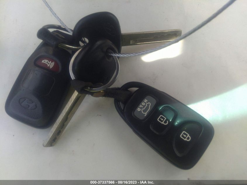 2013 HYUNDAI ELANTRA GT - KMHD35LE3DU027684