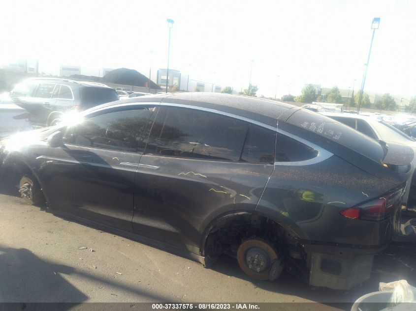 2020 TESLA MODEL X - 5YJXCBE29LF261662