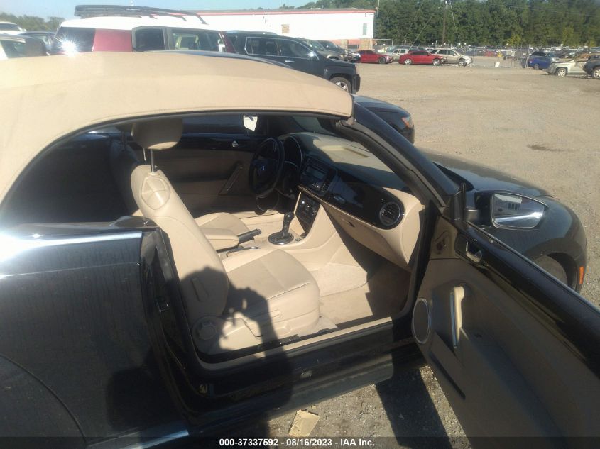 2014 VOLKSWAGEN BEETLE CONVERTIBLE 2.5L 3VW5X7AT0EM801130