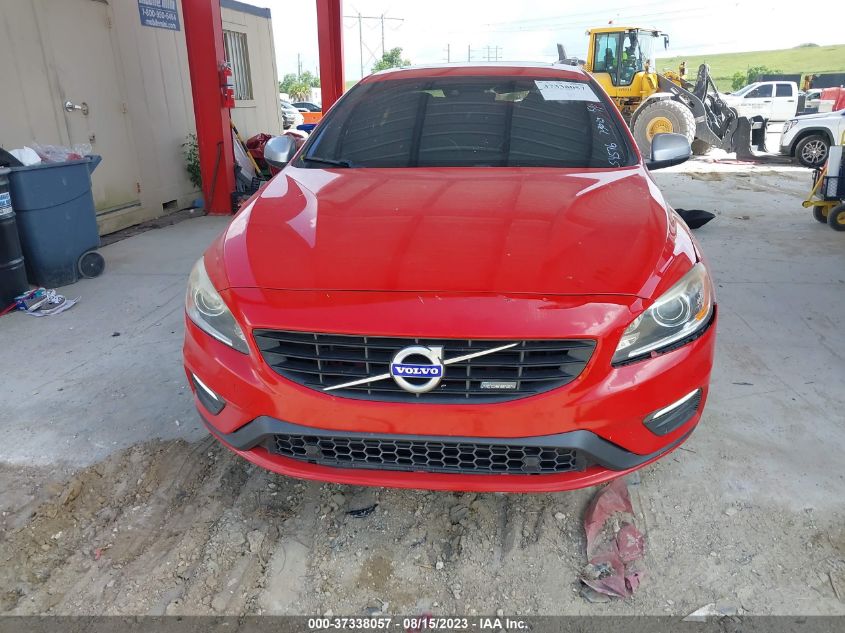 2015 VOLVO S60 T6 R-DESIGN - YV1902TP5F1347171