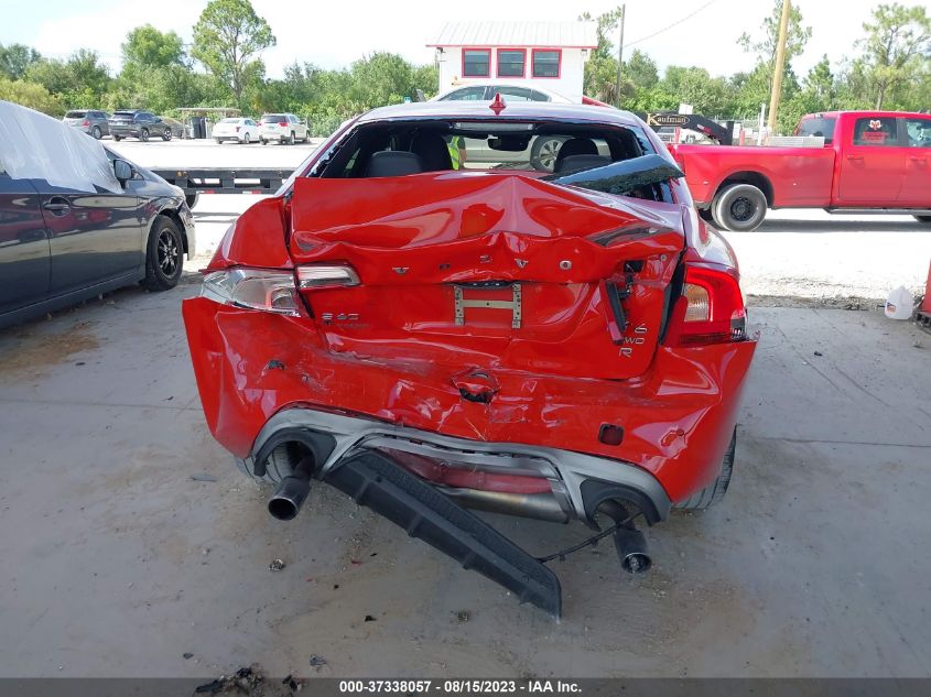 2015 VOLVO S60 T6 R-DESIGN - YV1902TP5F1347171