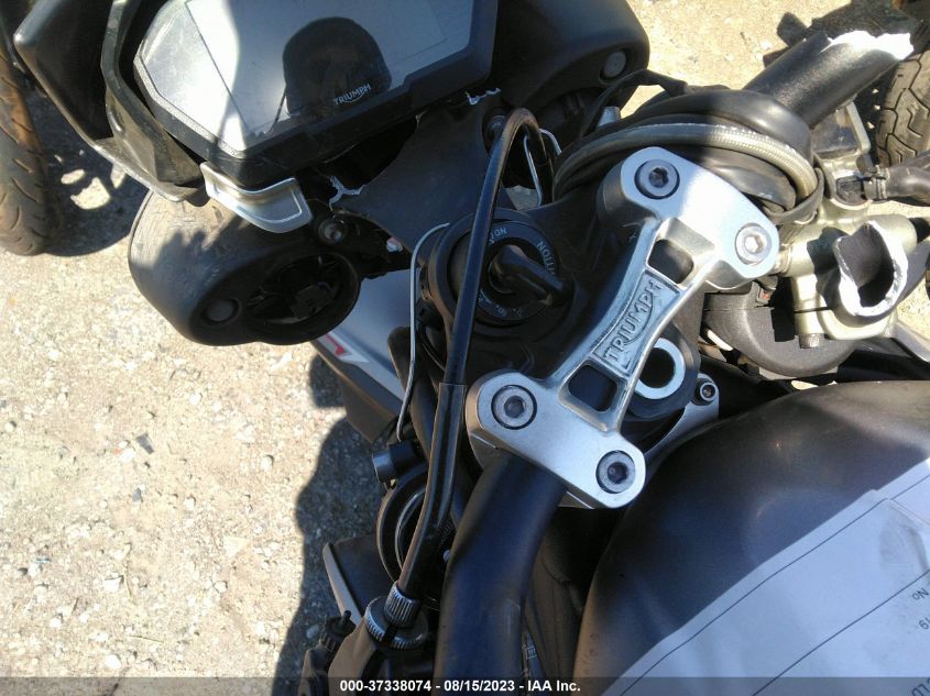 2018 TRIUMPH MOTORCYCLE STREET TRIPLE RS SMTA464S6JT863152