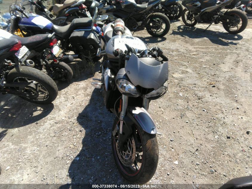 2018 TRIUMPH MOTORCYCLE STREET TRIPLE RS SMTA464S6JT863152