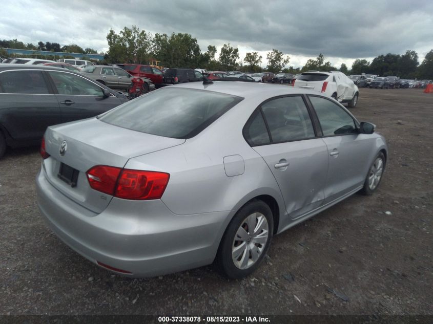 2014 VOLKSWAGEN JETTA SEDAN SE - 3VWD17AJ5EM213185