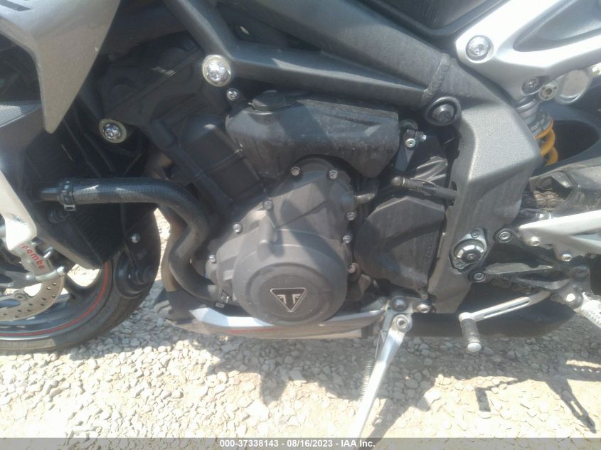 2021 TRIUMPH MOTORCYCLE STREET TRIPLE RS SMTA554S5MTAD6401