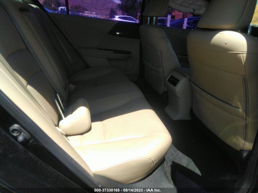 2017 HONDA ACCORD SEDAN SPORT SE - 1HGCR2F11HA077515