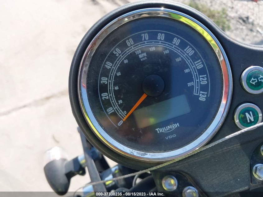 2011 TRIUMPH MOTORCYCLE BONNEVILLE SMT900K14BT490152