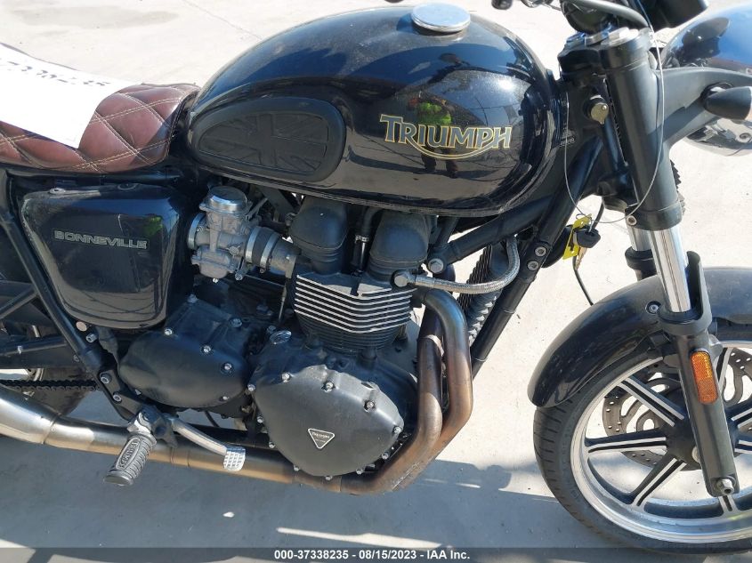 2011 TRIUMPH MOTORCYCLE BONNEVILLE SMT900K14BT490152