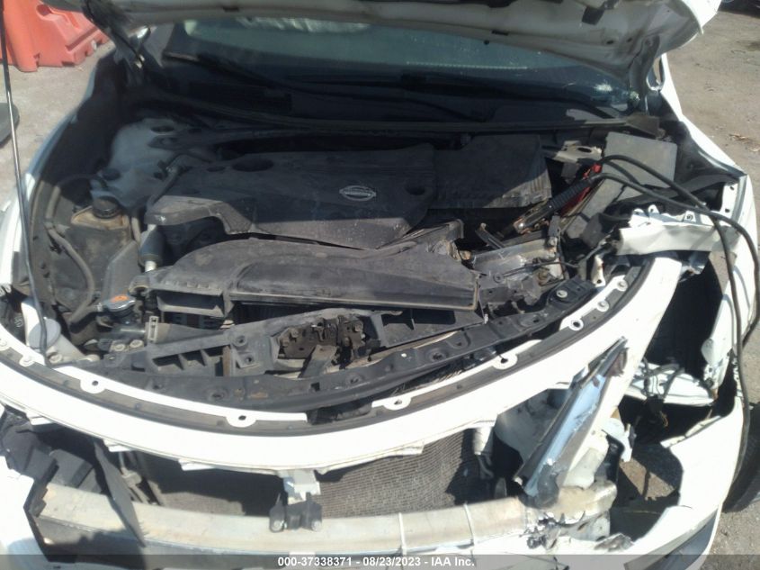 2013 NISSAN ALTIMA 2.5 SV - 1N4AL3AP2DN438221