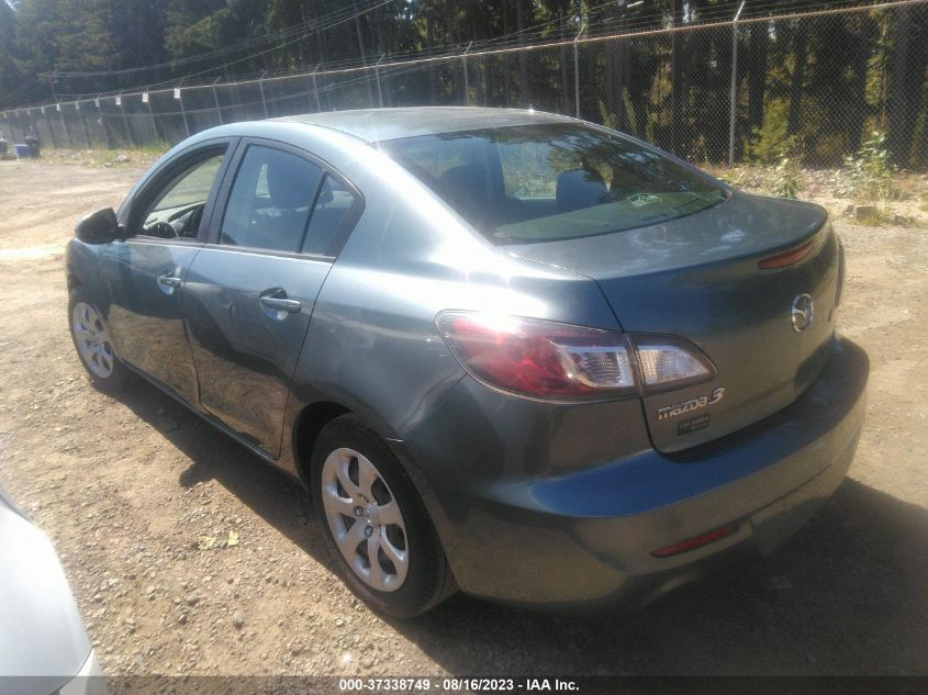 2013 MAZDA MAZDA3 I SV - JM1BL1TG9D1716765
