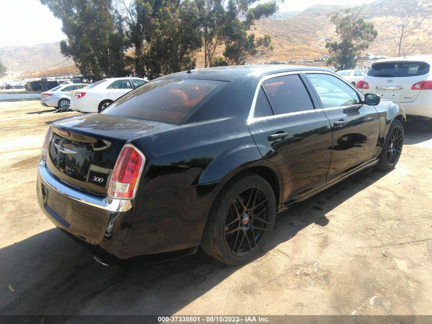 2013 CHRYSLER 300 - 2C3CCAAG1DH576143