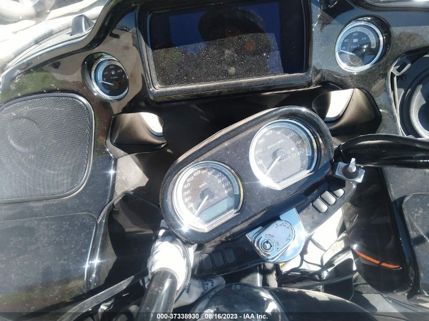 2022 HARLEY-DAVIDSON FLTRK - 1HD1K7F14NB657722
