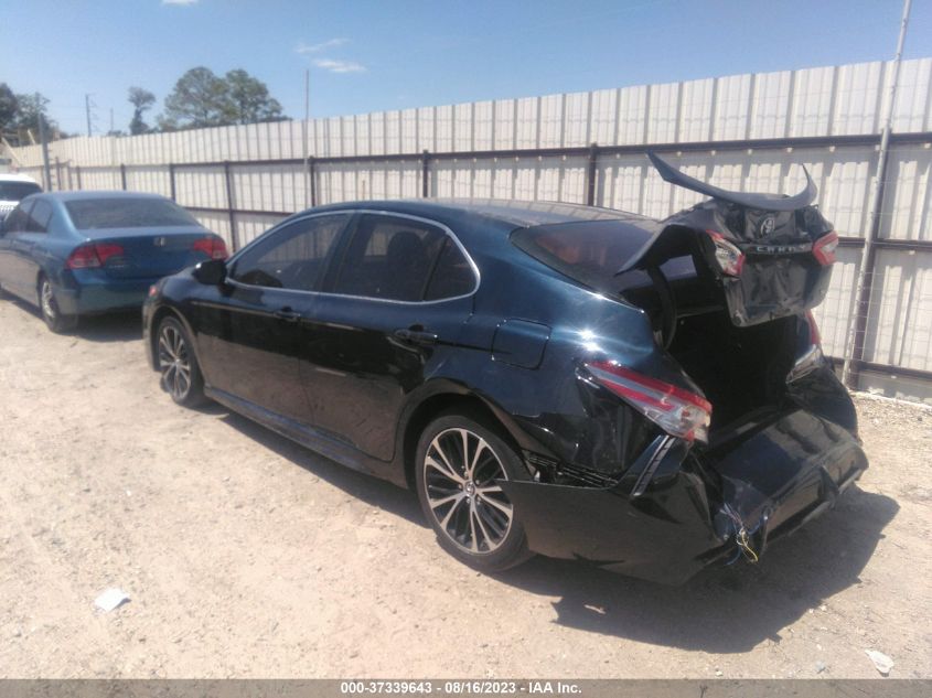 2018 TOYOTA CAMRY LE/SE/XLE/L - 4T1B11HK7JU628970