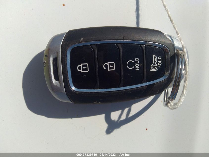 2021 HYUNDAI VENUE SEL - KMHRC8A33MU078823
