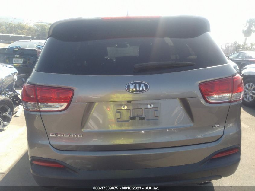 2017 KIA SORENTO LX V6 - 5XYPG4A50HG290631