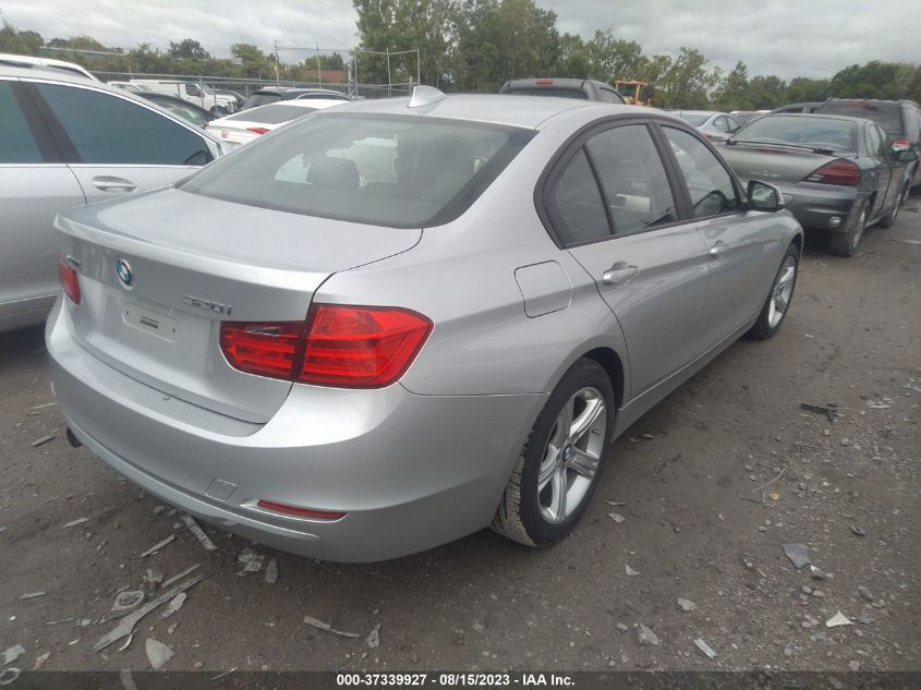 2015 BMW 3 SERIES 320I XDRIVE - WBA3C3G50FNS75092