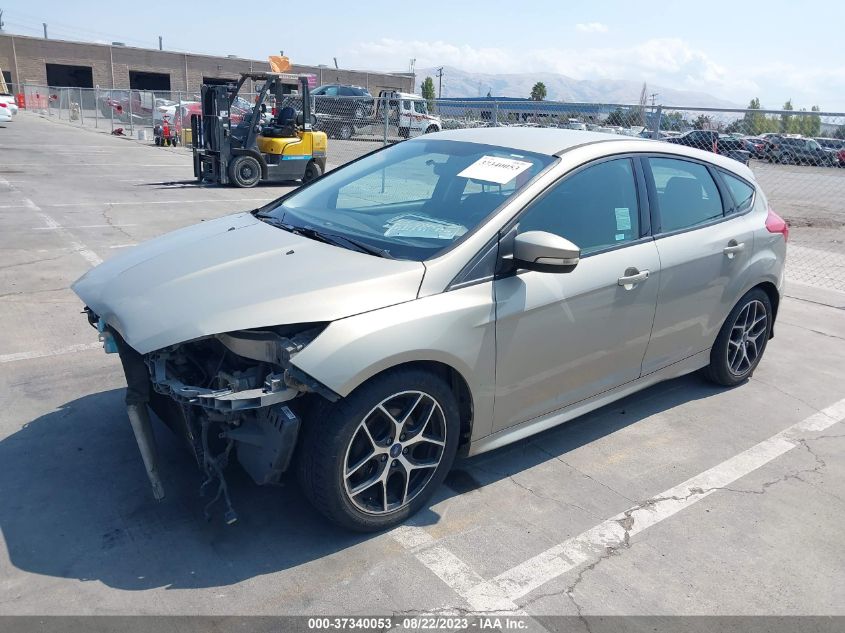 2016 FORD FOCUS SE - 1FADP3K22GL221594