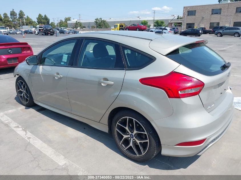 2016 FORD FOCUS SE - 1FADP3K22GL221594