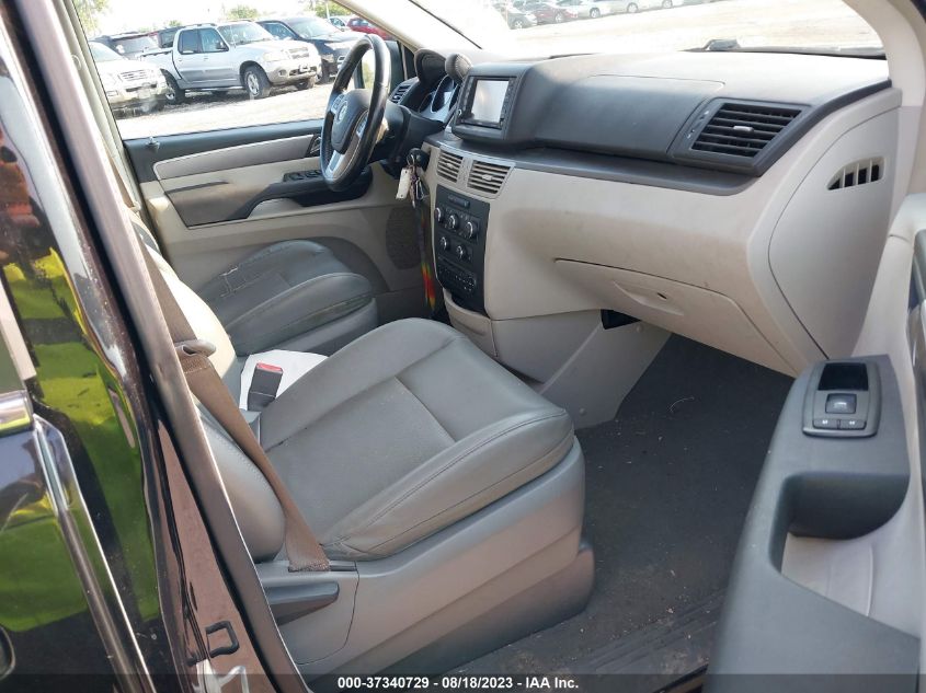 2014 VOLKSWAGEN ROUTAN SE 2C4RVABG6ER134615