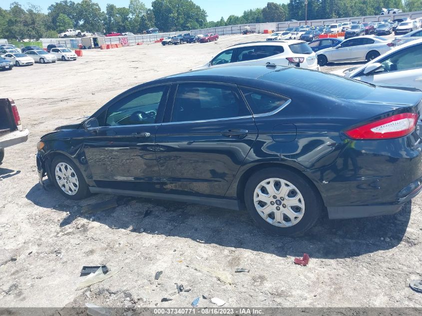 2014 FORD FUSION S - 3FA6P0G74ER296596